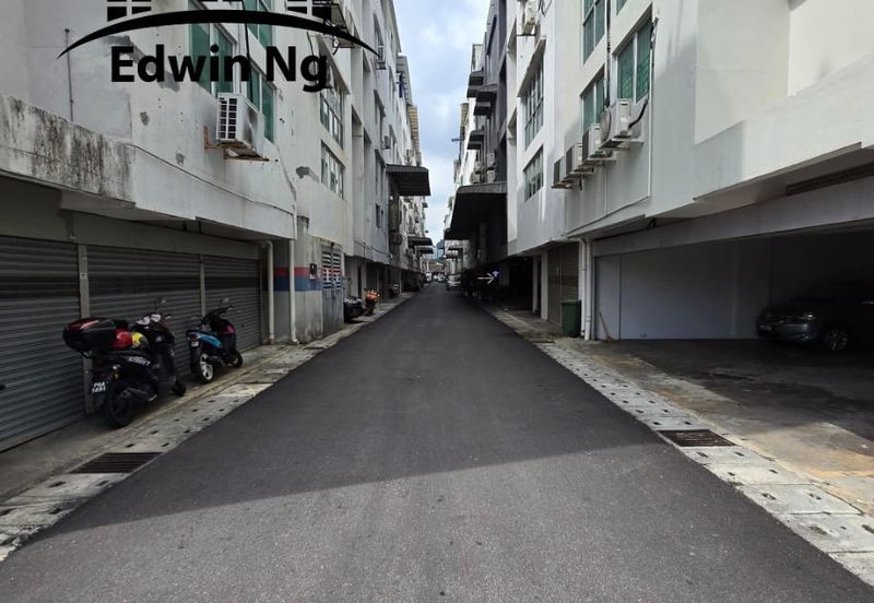 Pine Valley Business Centre