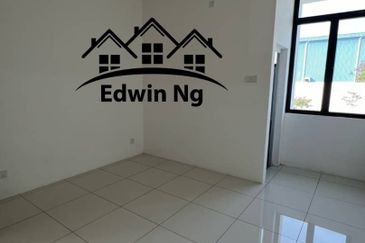 2 Storey Semi-D, Unfurnished Unit at Taman Seri Indah, Batu Maung, Bayan Lepas