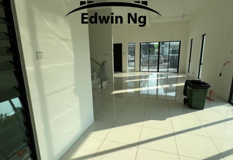 2 Storey Semi-D, Unfurnished Unit, Taman Seri Indah, Batu Maung, Bayan Lepas For RENT