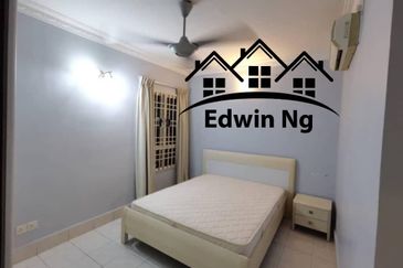 Greenlane Park Condominium