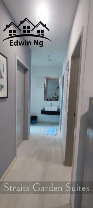 Straits Garden Suite, High Floor 612sf, 1 Carpark, 1 extra Store Room, Penang, Georgetown