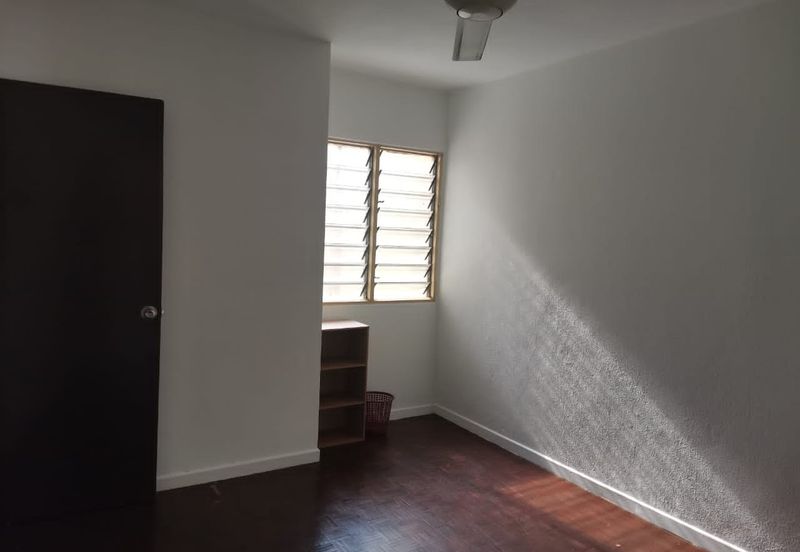 Taman Kampar Apartment