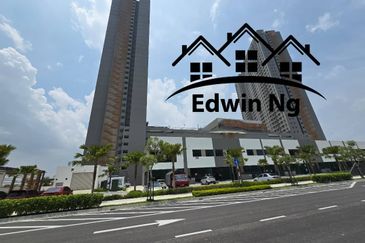 Sinaran Avenue @ Utropolis, Batu Kawan, Ground Floor Shoplot, Facing Main Road