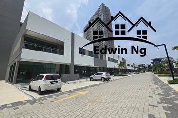 Sinaran Avenue @ Utropolis, Batu Kawan, Ground Floor Shoplot, Facing Main Road