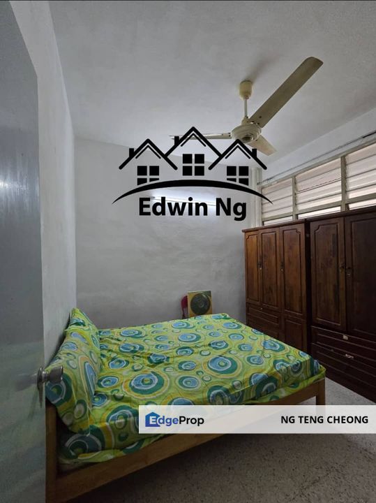2 Storey Concrete Terrace House @ Island Glades, Near Park, Good Condition, Penang, Greenlane