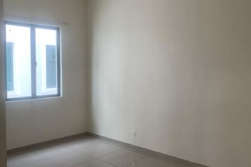 3 Storey Terrace CORNER House, Original Unit @ Spectrum Garden, Taman Lembah Permai Indah, Bukit Mertajam