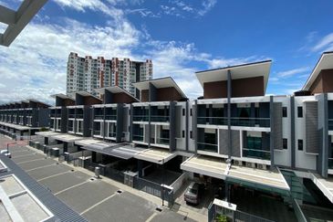 3 Storey Terrace CORNER House, Original Unit @ Spectrum Garden, Taman Lembah Permai Indah, Bukit Mertajam