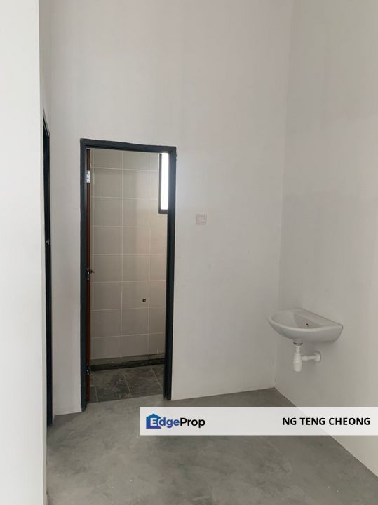First Floor Shop Lot Facing Main Road @ Jalan Machang Bubok, Alma, Penang, Bukit Mertajam