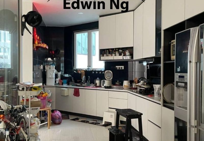 Raffel Residence 199