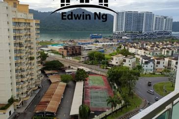 Summerton Condominium