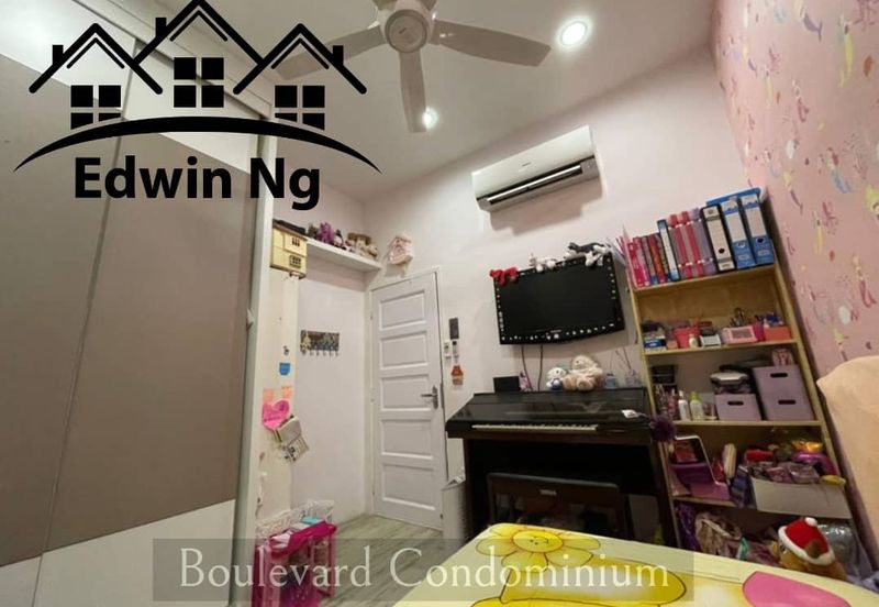 Boulevard Condominium