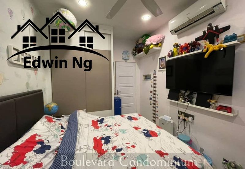 Boulevard Condominium