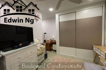 Boulevard Condominium