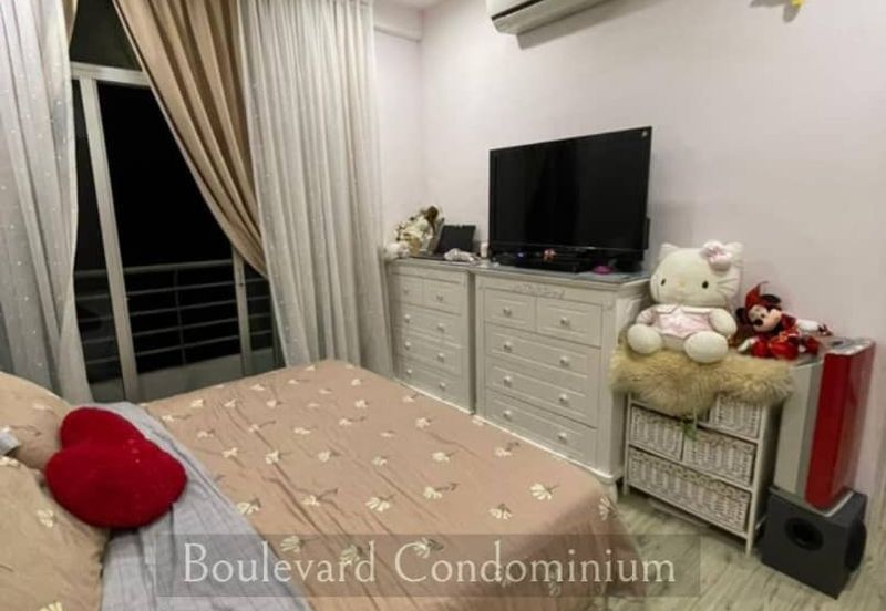 Boulevard Condominium