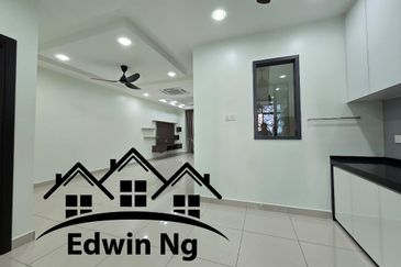 Stramax Residences @ Desaria