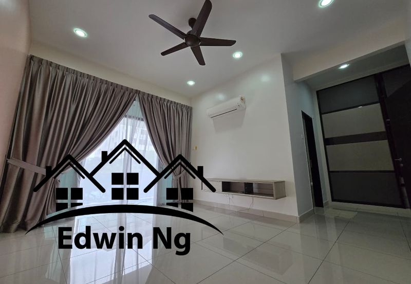 Stramax Residences @ Desaria