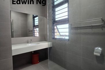 Stramax Residences @ Desaria