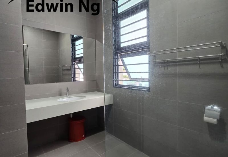 Stramax Residences @ Desaria