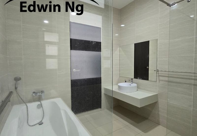 Stramax Residences @ Desaria