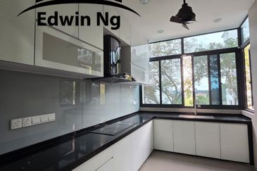 Stramax Residences @ Desaria