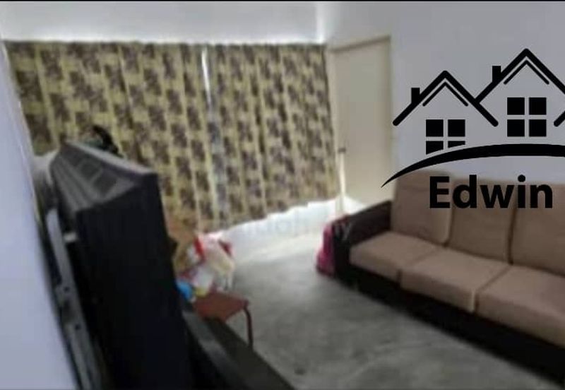 Central Garden Apartment