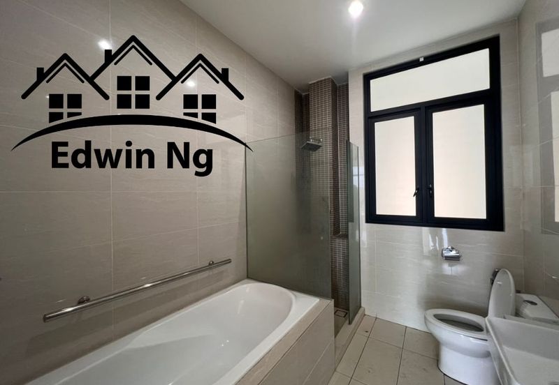 Stramax Residences @ Desaria