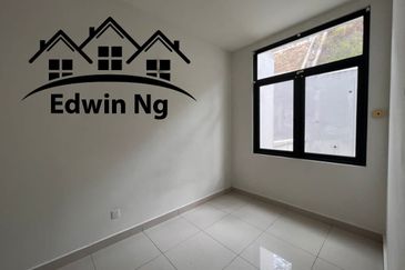 Stramax Residences @ Desaria