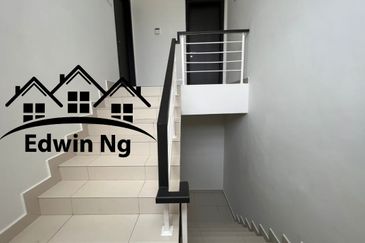 Stramax Residences @ Desaria