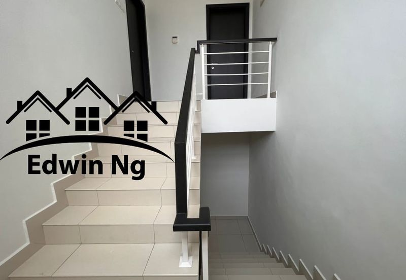 Stramax Residences @ Desaria