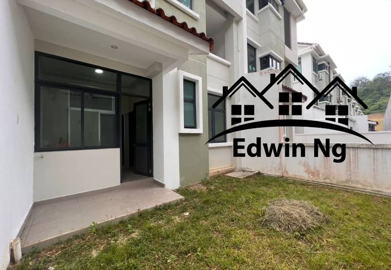 Stramax Residences @ Desaria