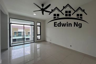 Stramax Residences @ Desaria