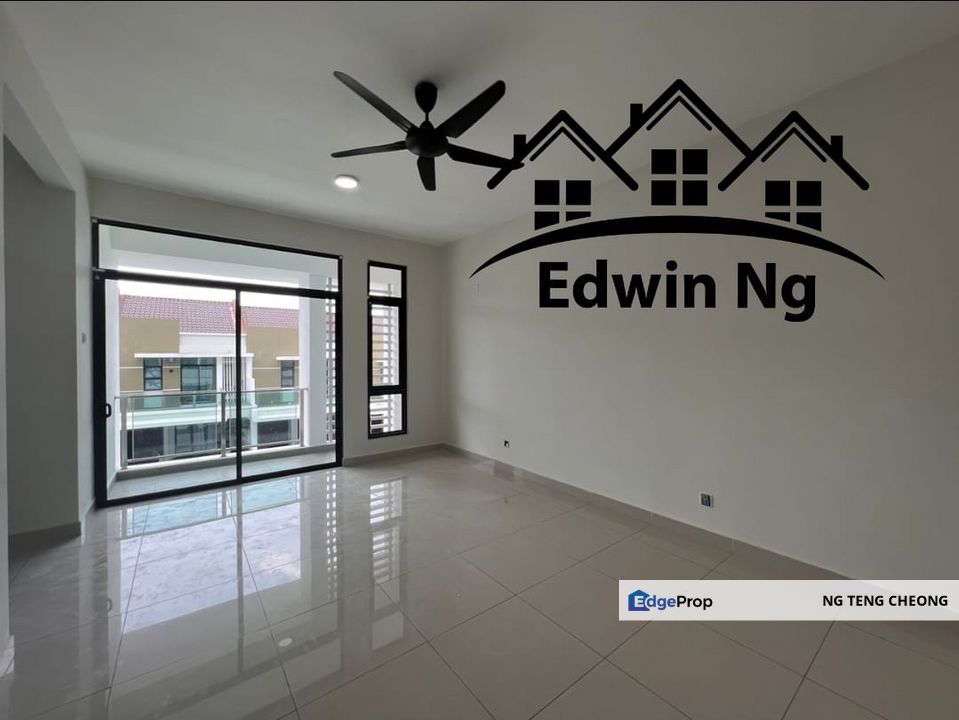 3 Storey Terrace House, Original Unit with Backyard Garden, Stramax Residences @ Sungai Ara, Bayan Lepas, Penang, Sungai Ara