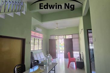 2 Storey Bungalow, Corner Unit at Gertak Sanggul, Good Condition