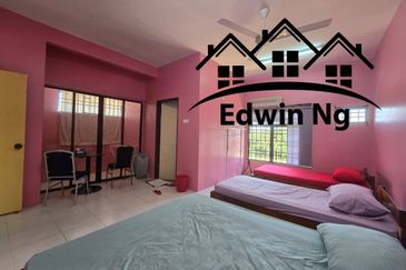 2 Storey Bungalow, Corner Unit at Gertak Sanggul, Good Condition