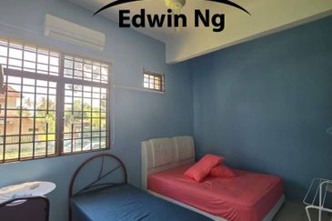 2 Storey Bungalow, Corner Unit at Gertak Sanggul, Good Condition