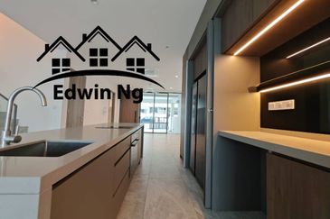 Hinai Heights Luxury Duplex Villa at Tanjung Bungah, Low Density, CCC Obaintaned, 