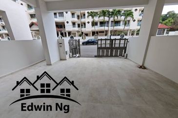 Hinai Heights Luxury Duplex Villa at Tanjung Bungah, Low Density, CCC Obaintaned, 