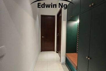 Queens Residences @ Queens Waterfront