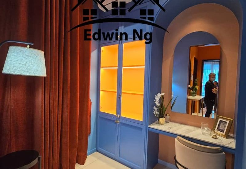 Queens Residences @ Queens Waterfront