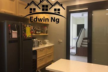 Jalan Seri Tanjung Pinang 2