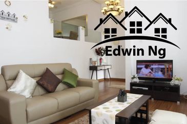 3 Storey Terrace House, Fully Furnished & Renovated at Shamrock Beach Villa, Batu Ferringhi