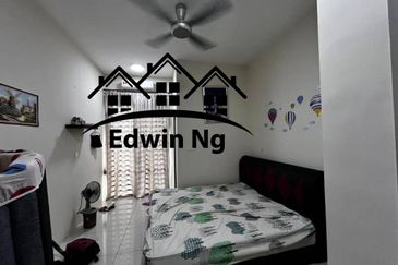 Fully Furnished & Renovated Upper Unit Townhouse at Raintree Park 1, Pearl City, Simpang Ampat