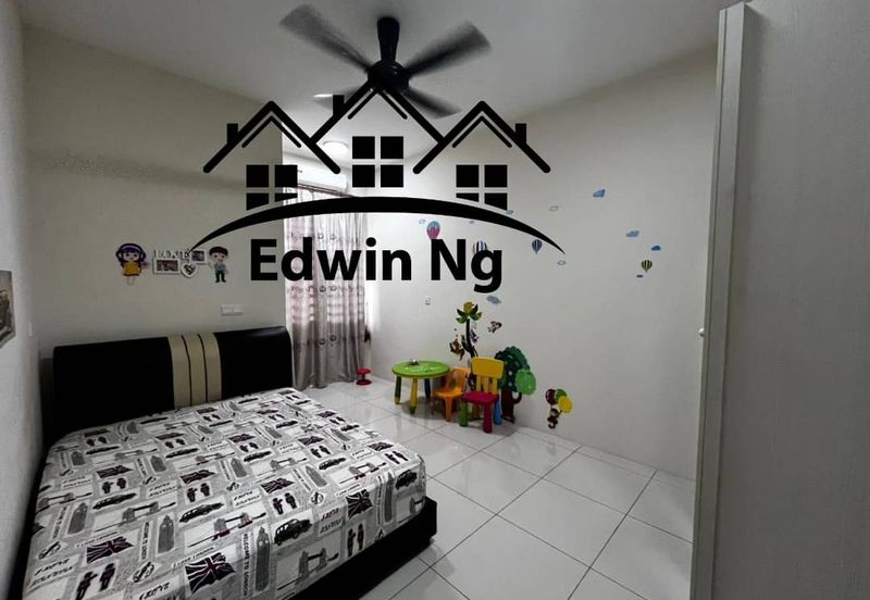 Fully Furnished & Renovated Upper Unit Townhouse at Raintree Park 1, Pearl City, Simpang Ampat