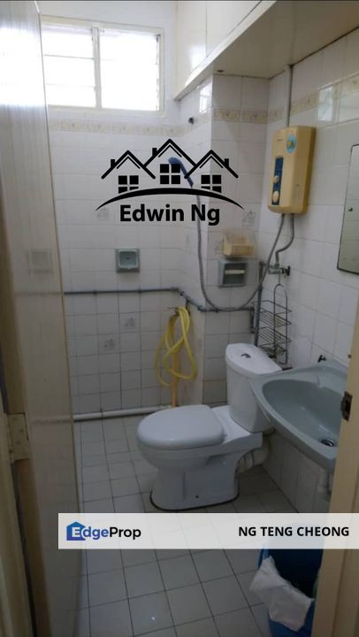 Melati Apartments at Sungai Nibong, Low Floor Corner Unit, 1 Carpark, Penang, Sungai Nibong