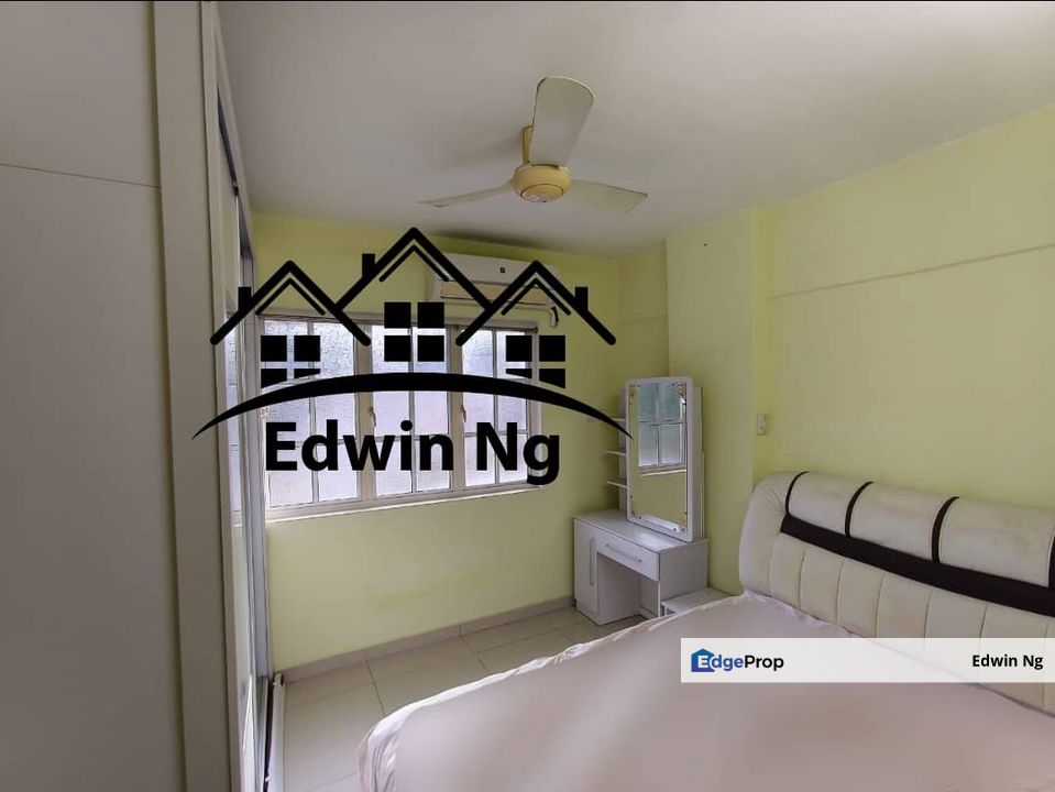 Taman Pekaka Apartment Block 33 at Sungai Dua, Low Floor, 1 Carpark, Partially Furnished & Renovated, Penang, Sungai Dua (Island)