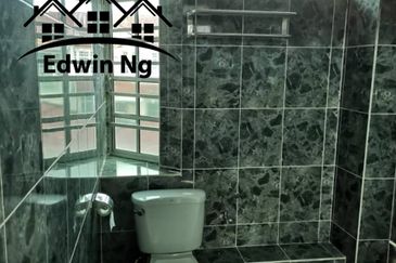 Lorong Sungai Tiram 3