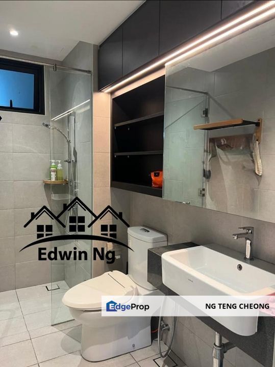 Waterside Residence at The Light City, Middle Floor, Fully Furnished & Renovated, Seaview, Penang, Gelugor