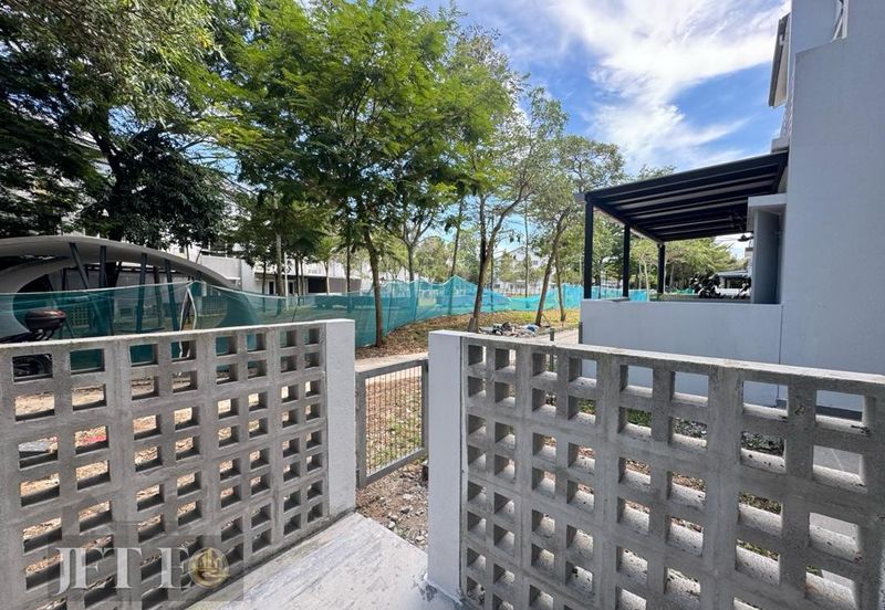 Tropicana Aman Bayan Residences