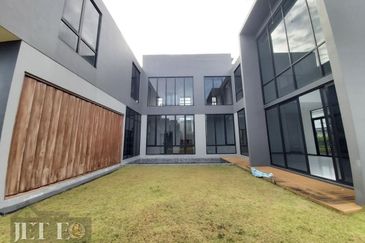 Grandezza @ Eco Sanctuary