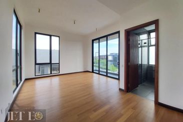 Grandezza @ Eco Sanctuary